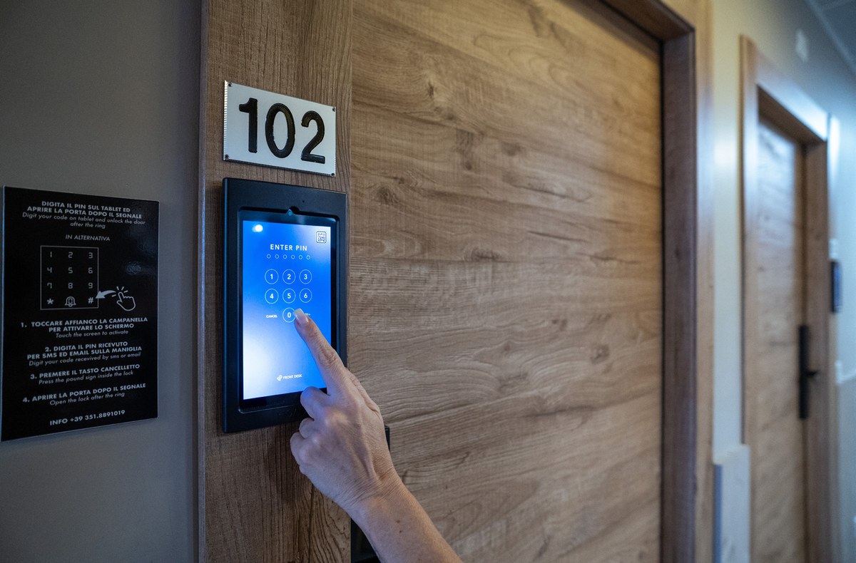 Keypad Hoau per l'accesso alla camera