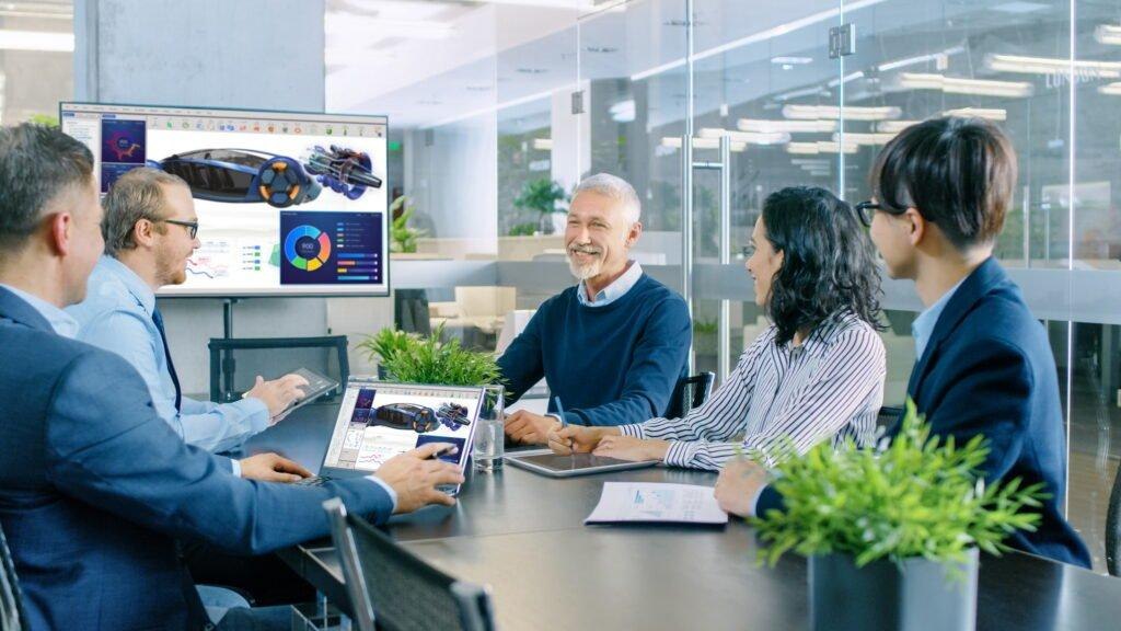 Display Panasonic Serie SQ3 installati in una sala riunioni aziendale